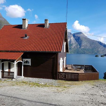 Charming Timber House In Stryn, Norway Villa Exterior foto